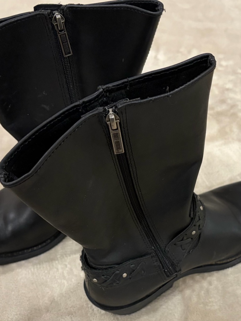 Harley-Davidson Women’s 8.5 Square Toe, Mid Calf Riding Boot - Picture 6 of 9